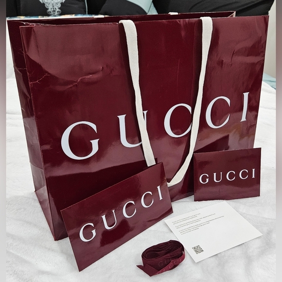 Authentic Extra Large XL Huge Gucci 2024 Red Empty Paper Gift Shopping Bag Tote - Picture 2 of 11